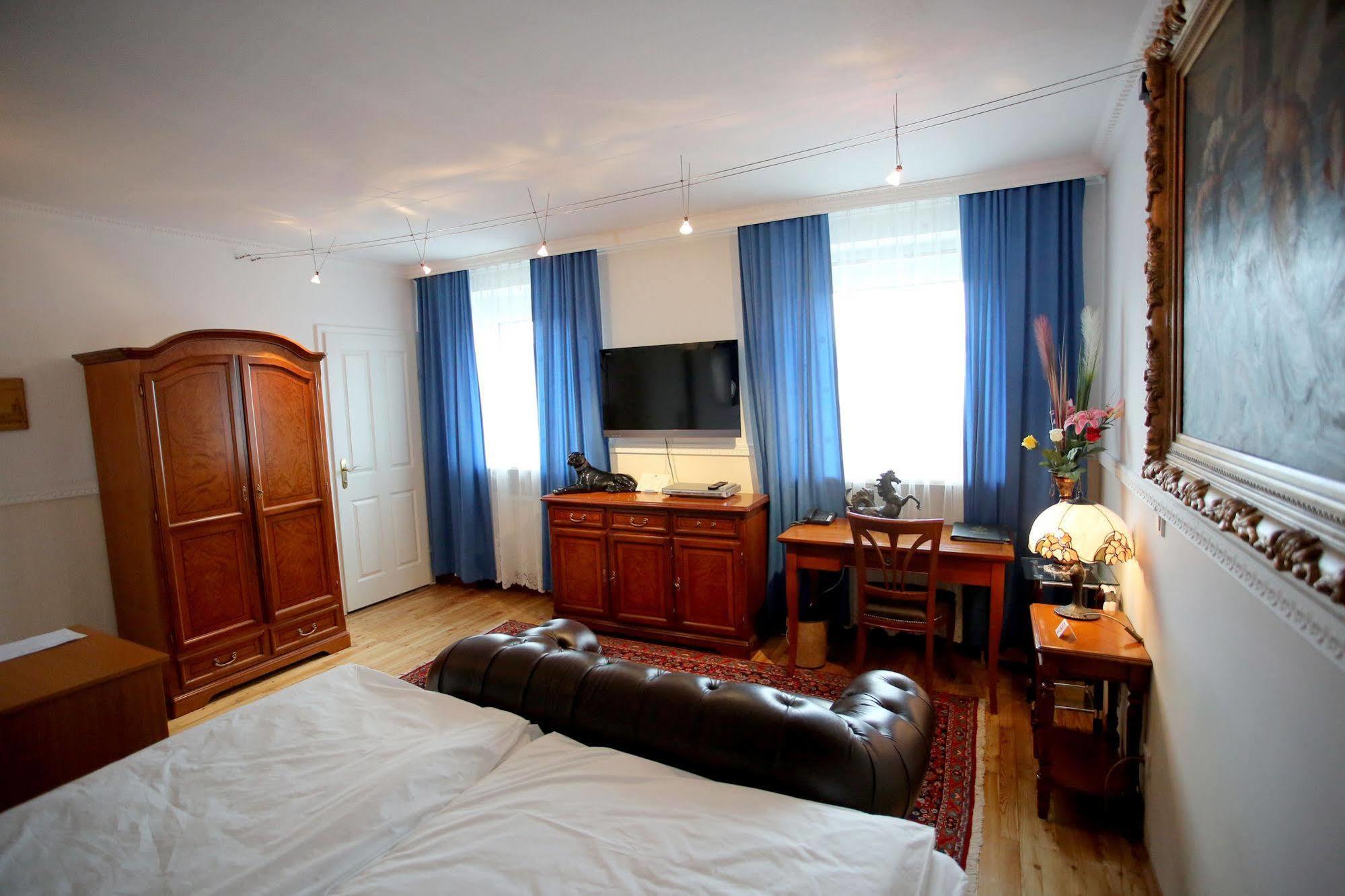 Hoeckner Plaza Hotel Attnang-Puchheim Экстерьер фото